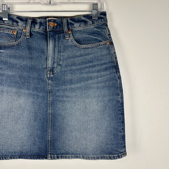 J.Crew Denim Mini Skirt Re-imagined 5 Pocket Light Wash Women’s Sz 26 - Picture 3 of 7